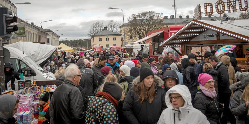 Oktobermarknad ersätts av trevlig Höstyra i Vänersborg